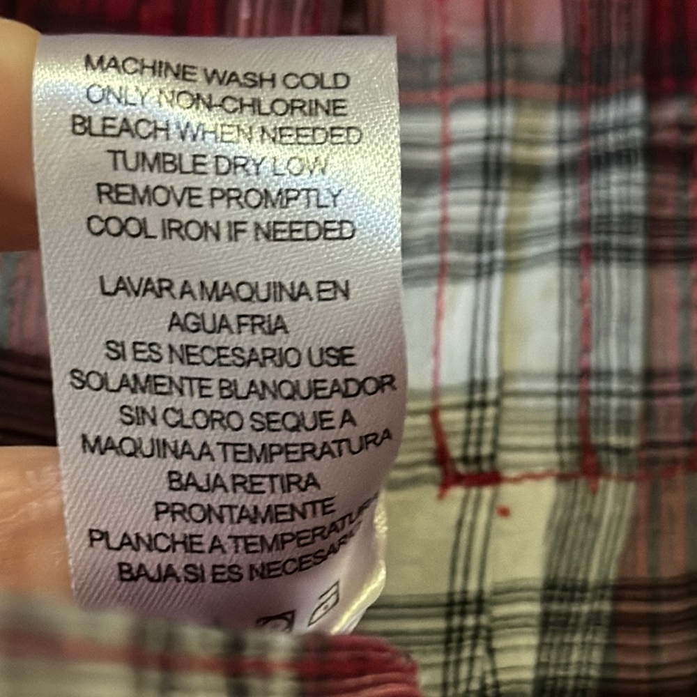 Plaid Button-Up V-neck Top - Picture 11 of 11